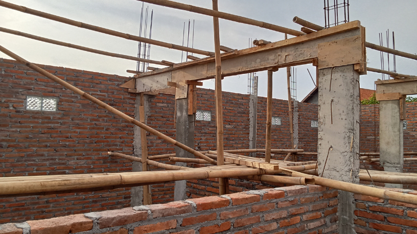 Descubra com Valderci Malagosini Machado soluções inovadoras com painéis treliçados e contenções para desafios urbanos.