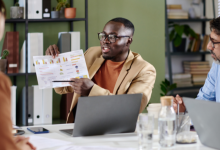 Observabilidade sem mistério: como logs, métricas e traces trabalham juntos para simplificar decisões e evitar dores de cabeça — por Sérgio Bento De Araújo.