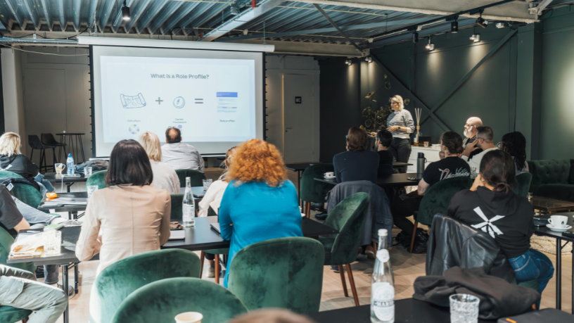 Cursos e treinamentos no setor funerário analisados por Tiago Oliva Schietti.