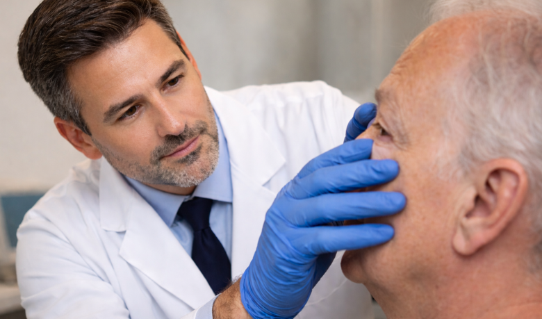 Haeckel Cabral Moraes explica os limites do reposicionamento mamário na mastopexia sem prótese.