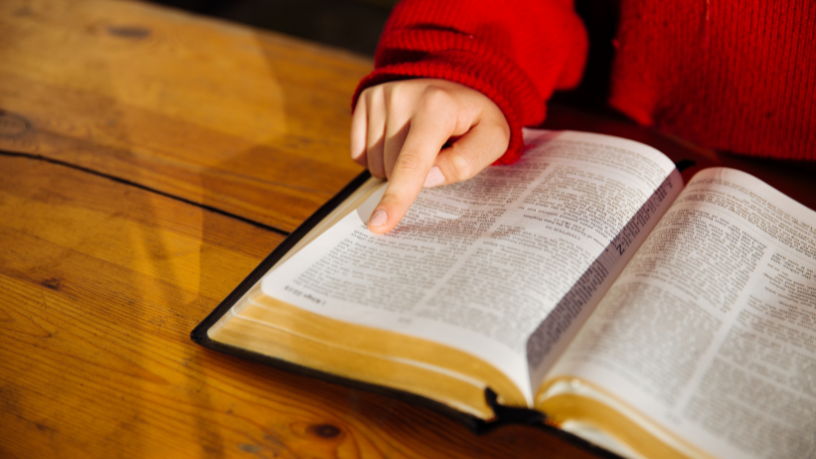 O sacramento da Reconciliação transforma a vida espiritual ao restaurar a graça e a paz do coração. Jose Eduardo De Oliveira e Silva reforça a importância da confissão frequente na caminhada cristã.